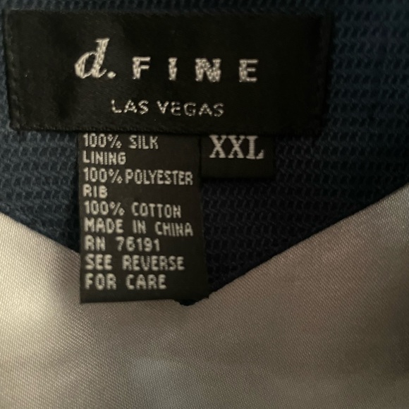 A vintage unworn soft blue fine silk bomber jacket from D.Fine Las Vegas - Picture 4 of 4